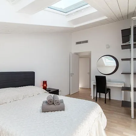 Attic 64 - The House Of Travelers Côme